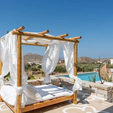 Revery بيت للعطل