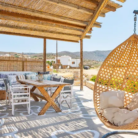 Villa Revery & House *