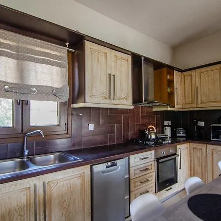 Holiday home Menta Country *